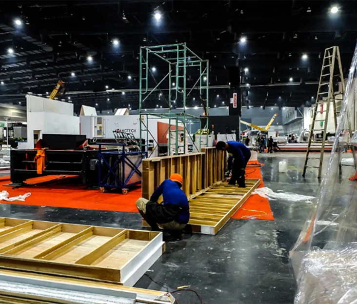 CUSTOM Exhibition Stand Builders